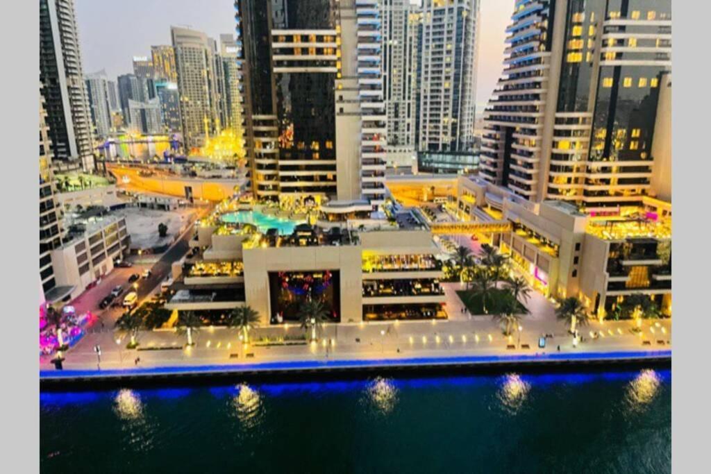 Cayan Tower Luxury Apartment With Sea View Dubai Ngoại thất bức ảnh