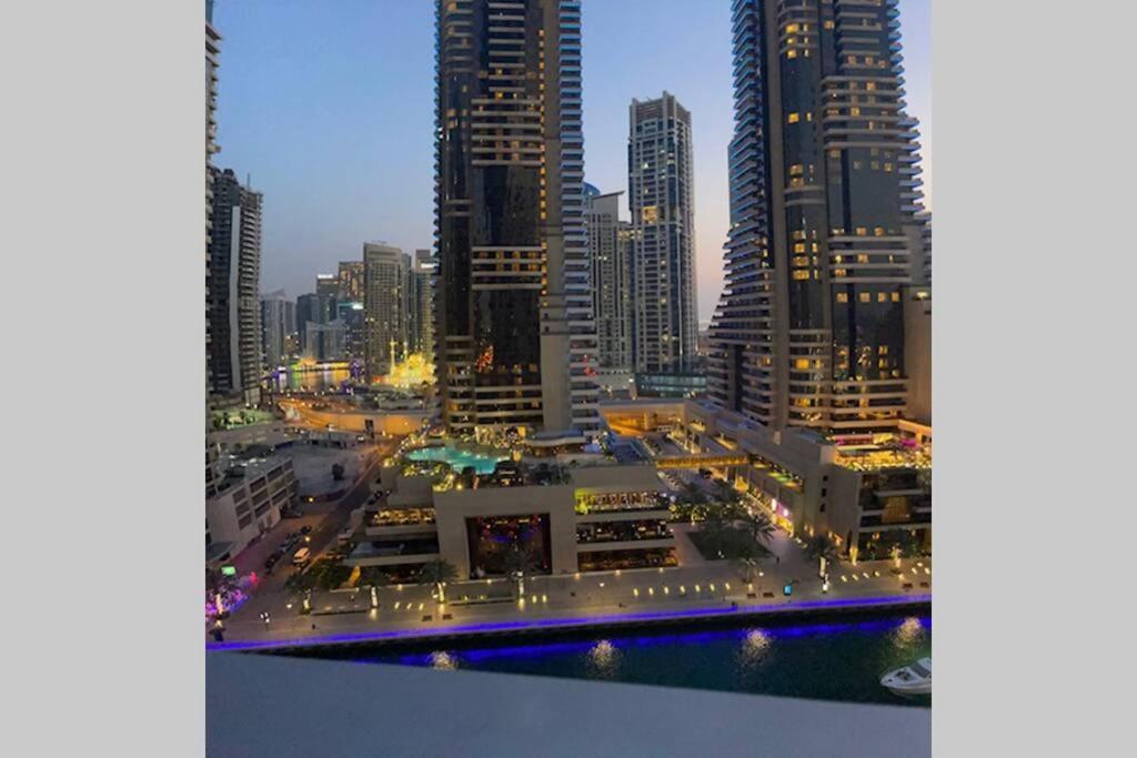 Cayan Tower Luxury Apartment With Sea View Dubai Ngoại thất bức ảnh