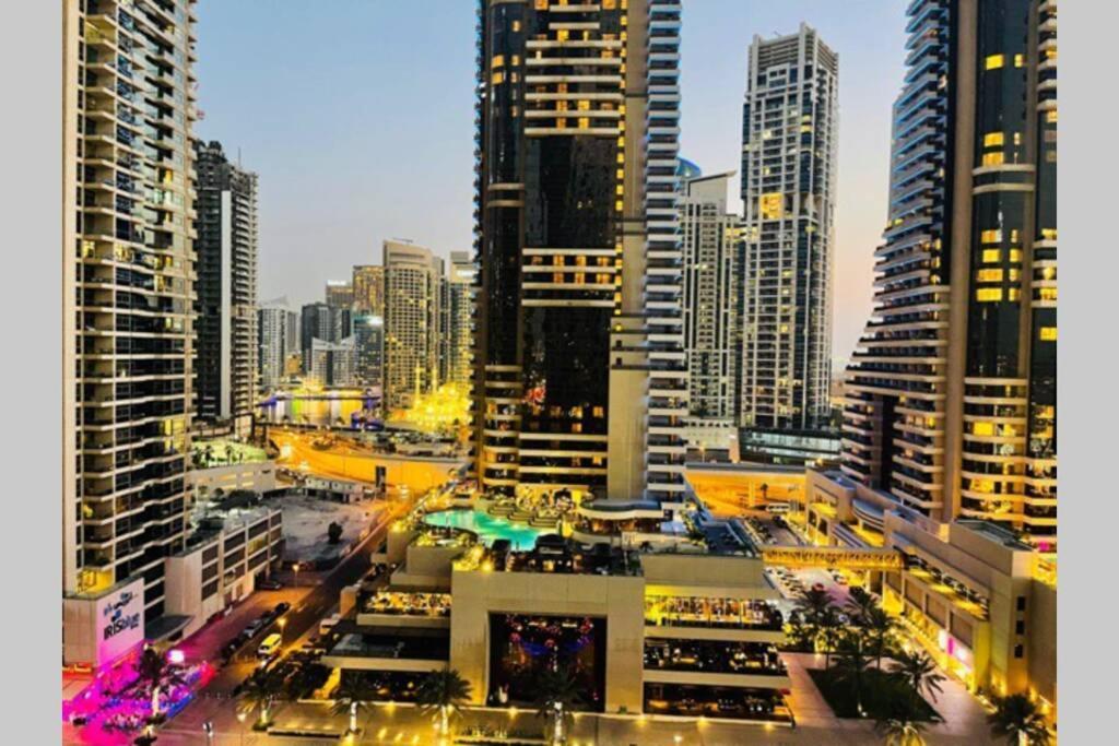Cayan Tower Luxury Apartment With Sea View Dubai Ngoại thất bức ảnh